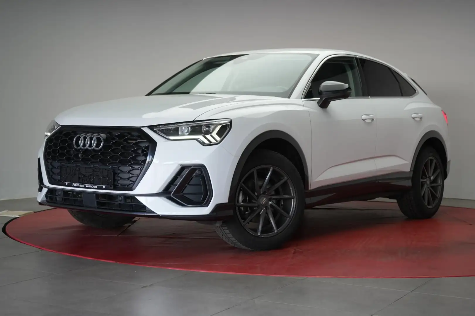 Audi Q3 35 TFSI Sportback S tronic CarPlay/ACC/Virtua Weiß - 2