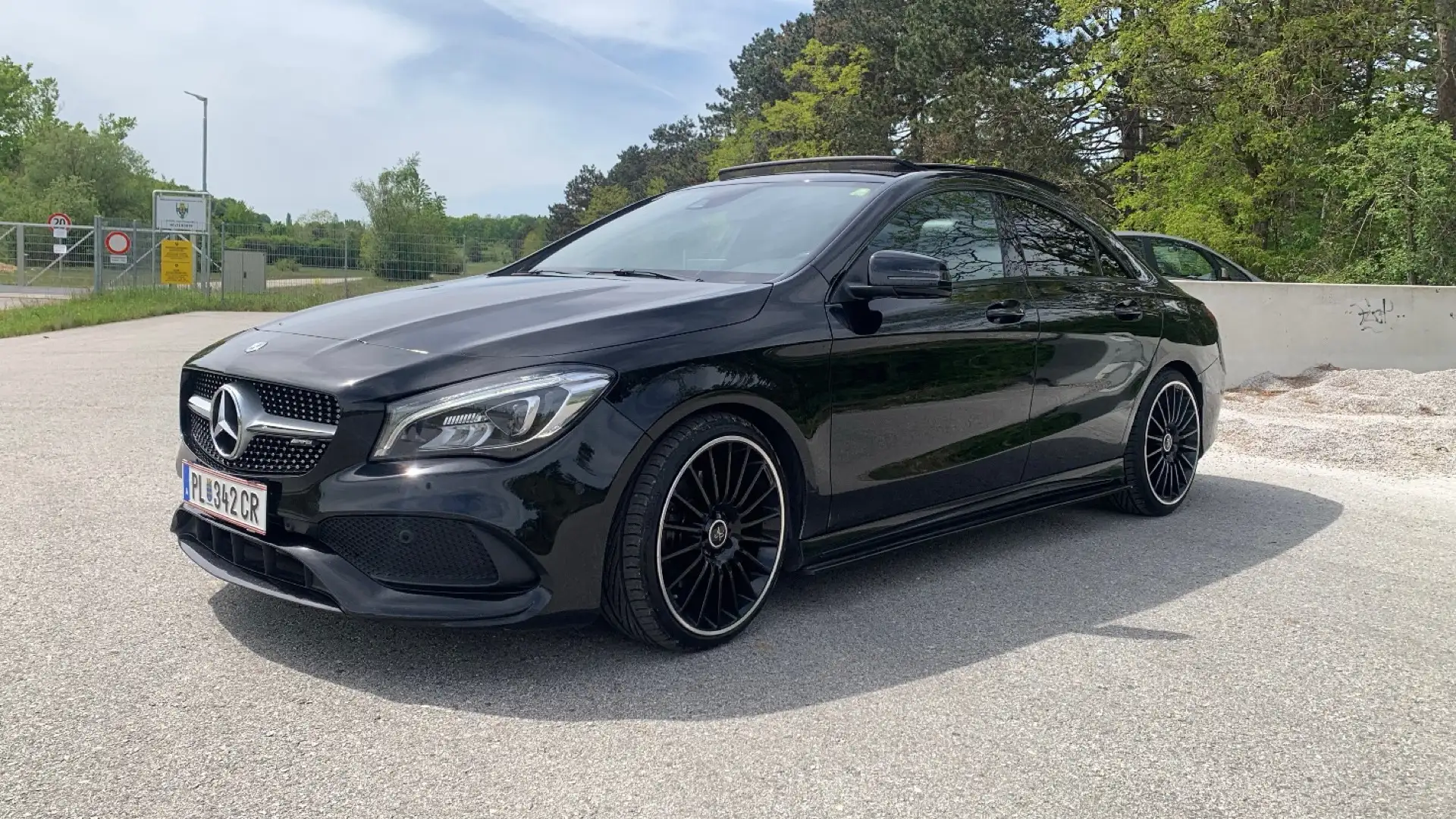 Mercedes-Benz CLA 220 AMG LINE - PANORAMA Fekete - 2
