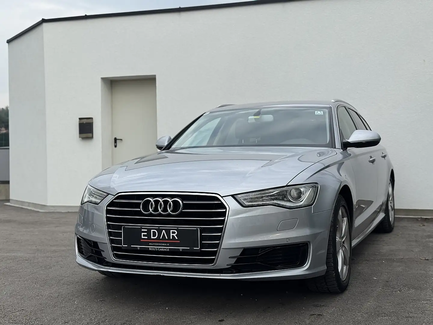 Audi A6 Avant 2,0 TDI ultra S-tronic Grau - 2