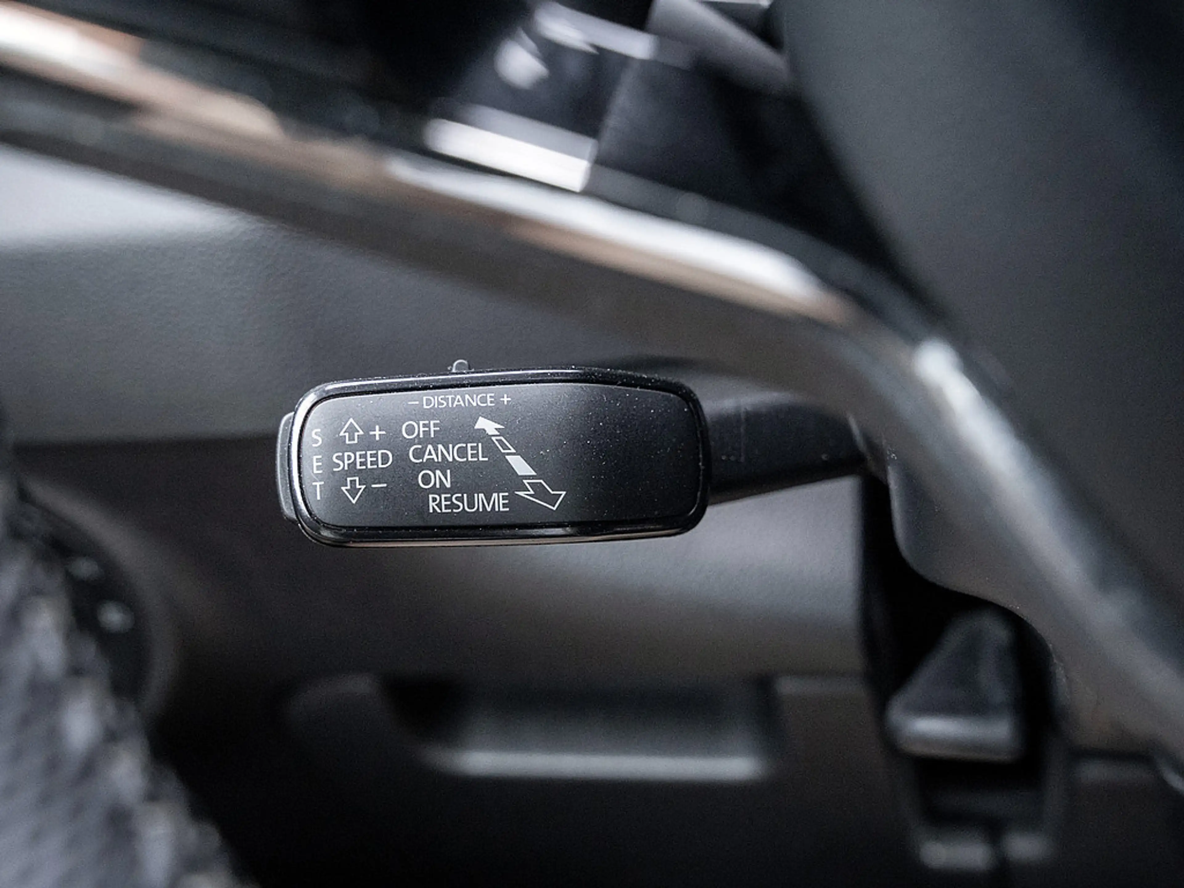 Skoda Karoq 2.0 TSI Sportline 4x4 AHK KAM MATRIX — photo 12