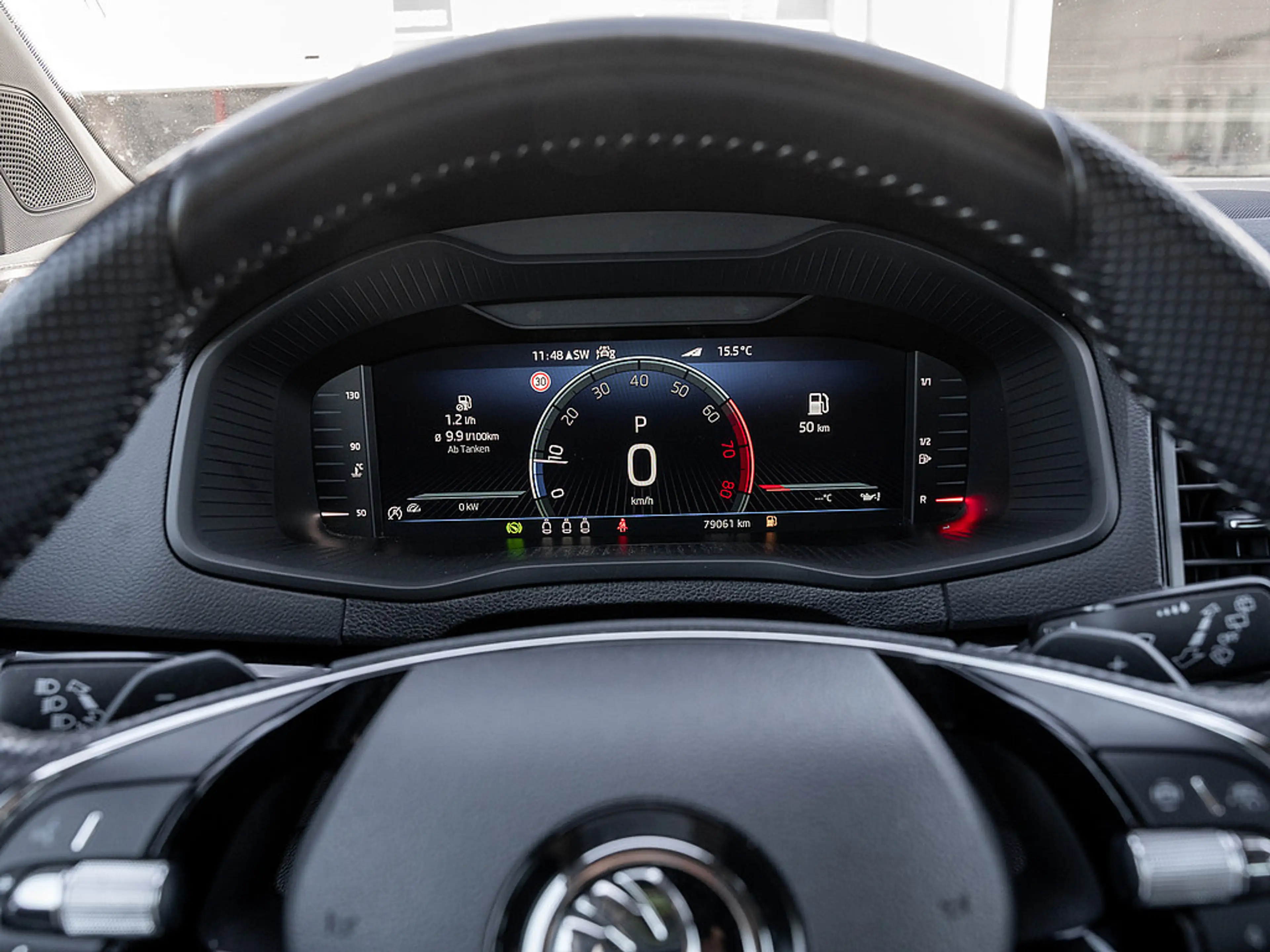 Skoda Karoq 2.0 TSI Sportline 4x4 AHK KAM MATRIX — photo 11