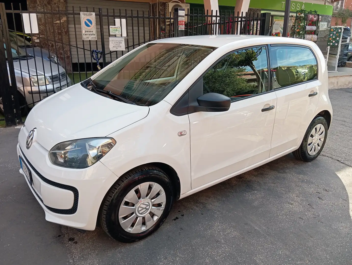 Volkswagen up! UP 1.0 Club  E6 OFFERTA DELLA SETTIMANA Bianco - 1