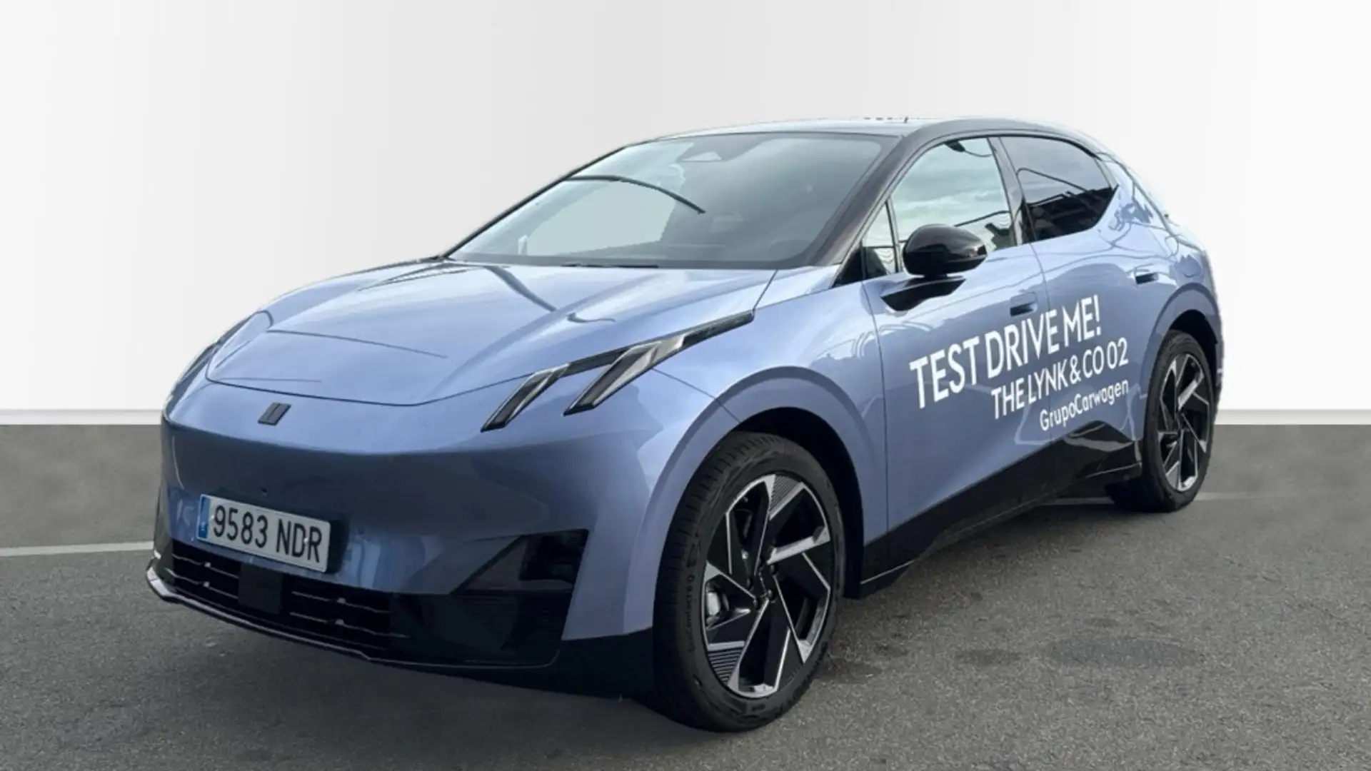 Lynk & Co 02 Azul - 1