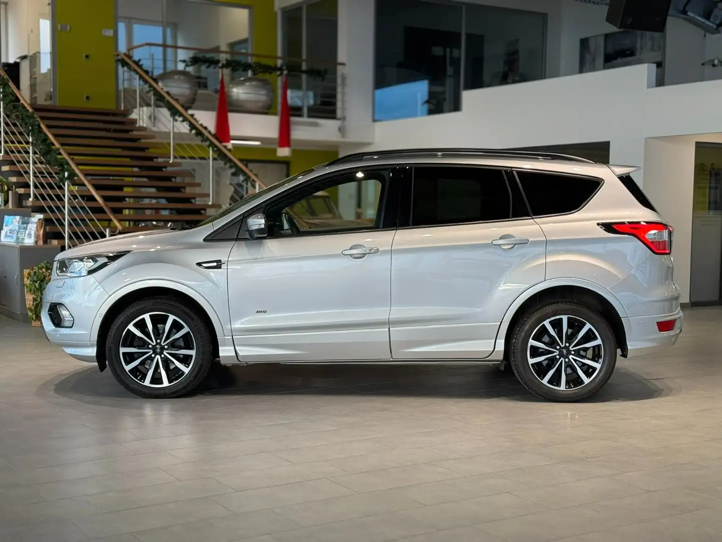 Ford Kuga ST-Line, Xenon, KeyFree, RFK, LHZ, SHZ, AHK Silber - 2