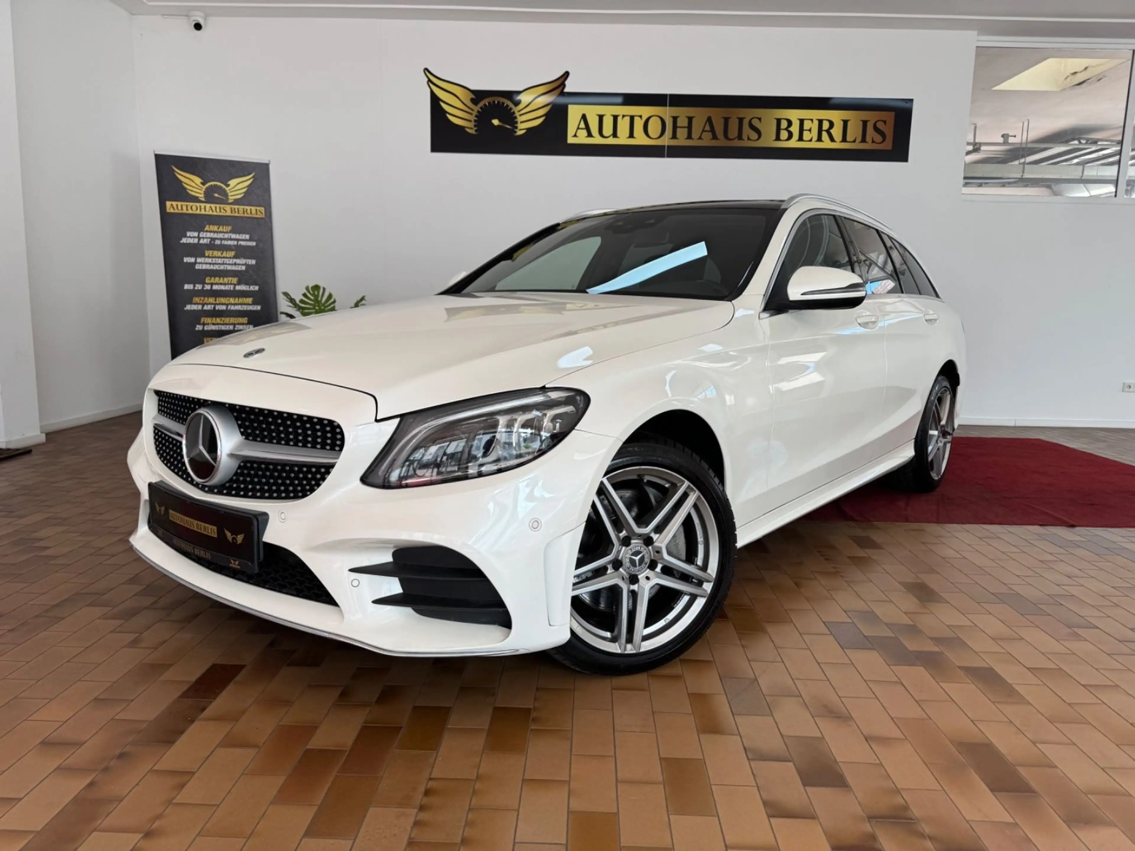 Mercedes-Benz C 400 T-Modell 4Matic AMG Line/SCKHFT/PANO/AHK