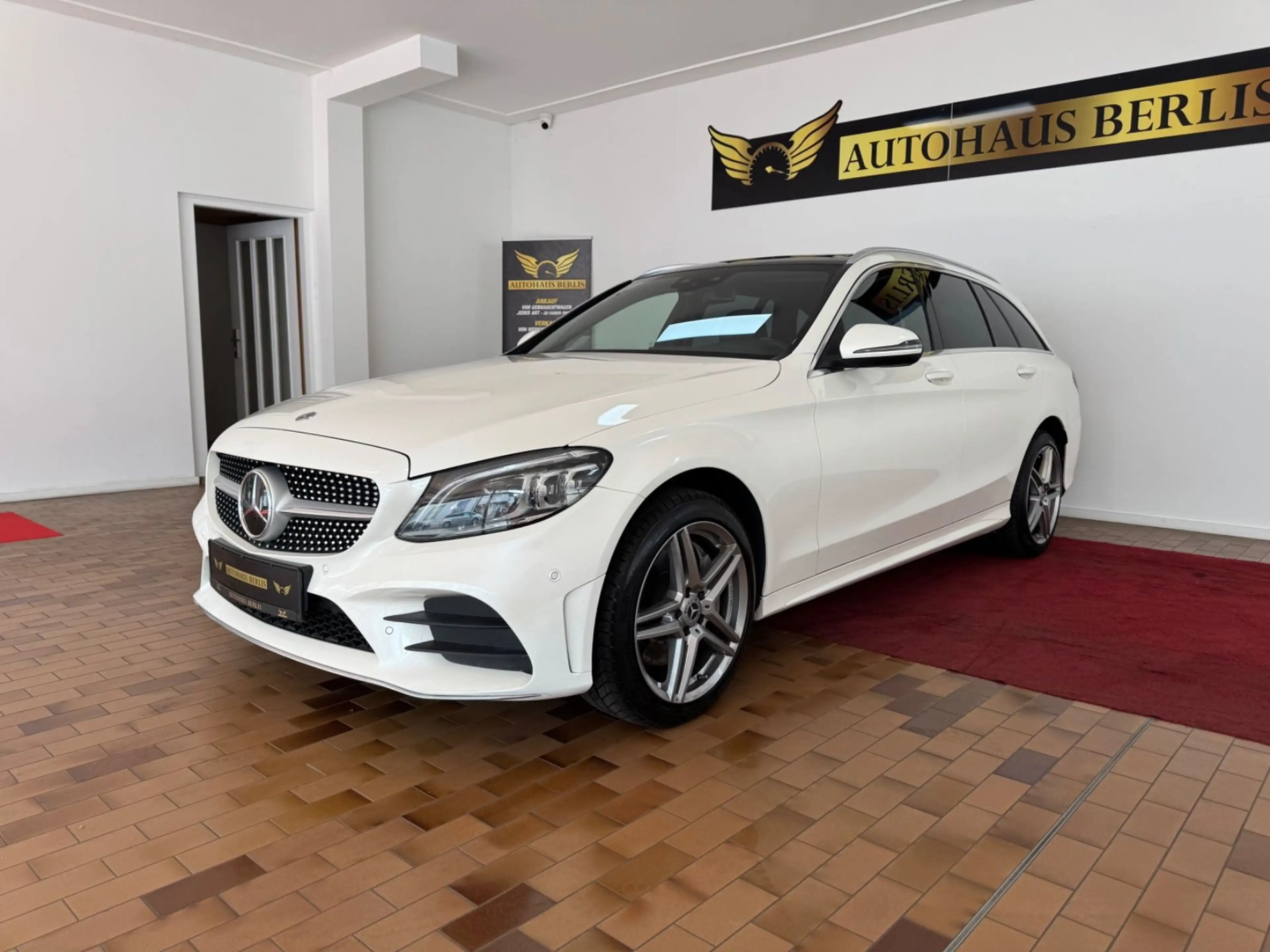 Mercedes-Benz C 400 T-Modell 4Matic AMG Line/SCKHFT/PANO/AHK — photo 6