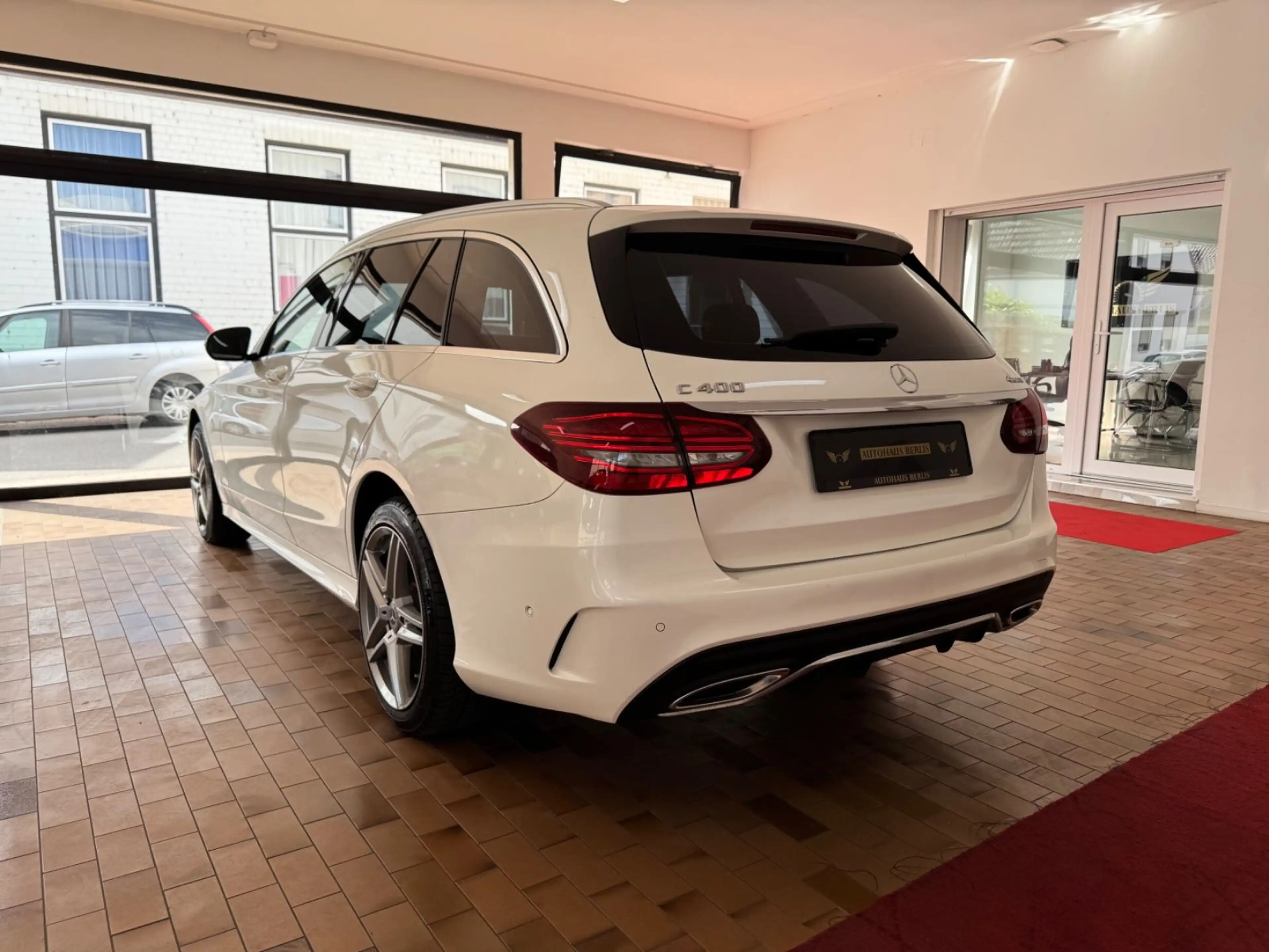 Mercedes-Benz C 400 T-Modell 4Matic AMG Line/SCKHFT/PANO/AHK — photo 8