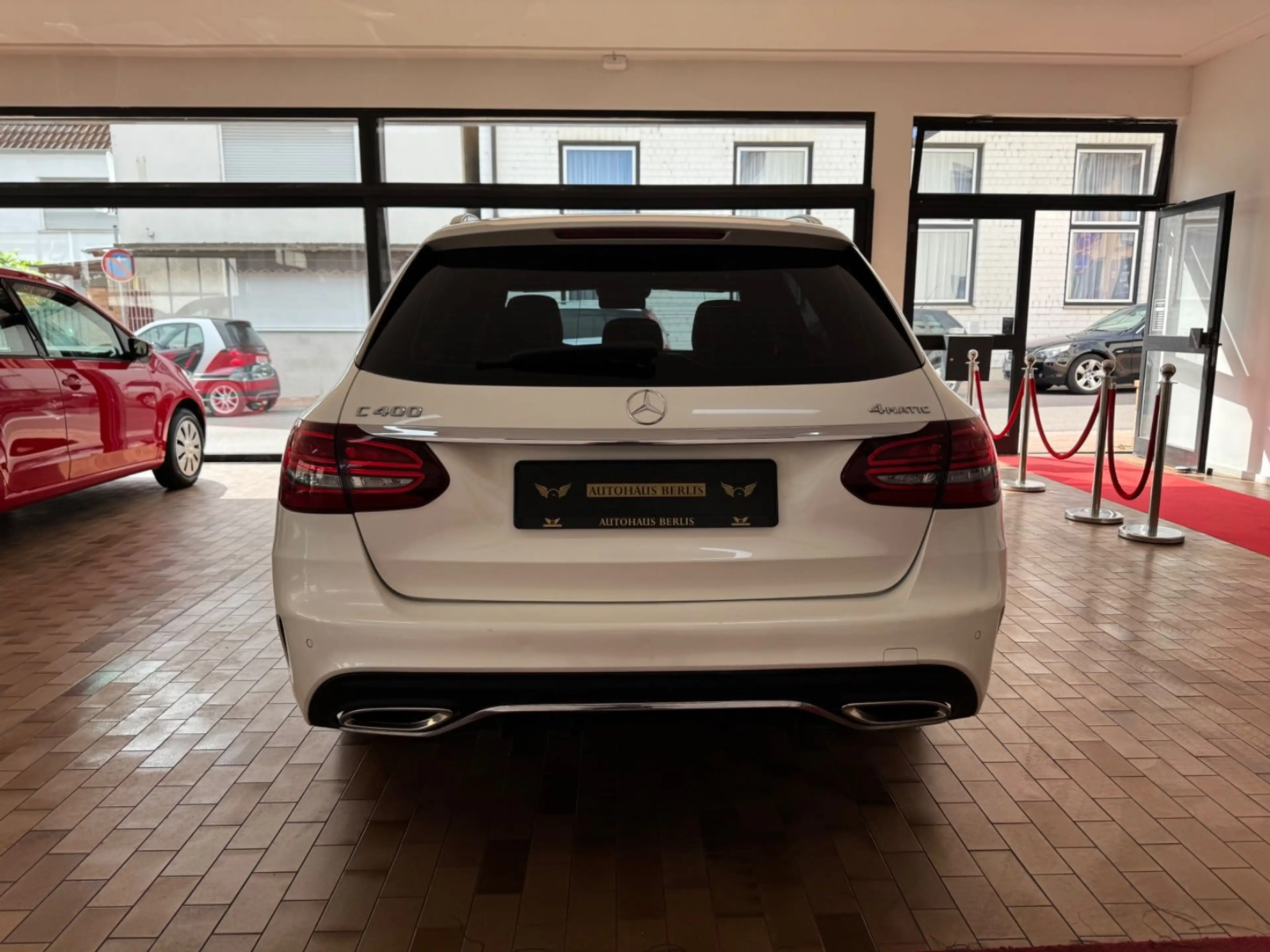 Mercedes-Benz C 400 T-Modell 4Matic AMG Line/SCKHFT/PANO/AHK — photo 10