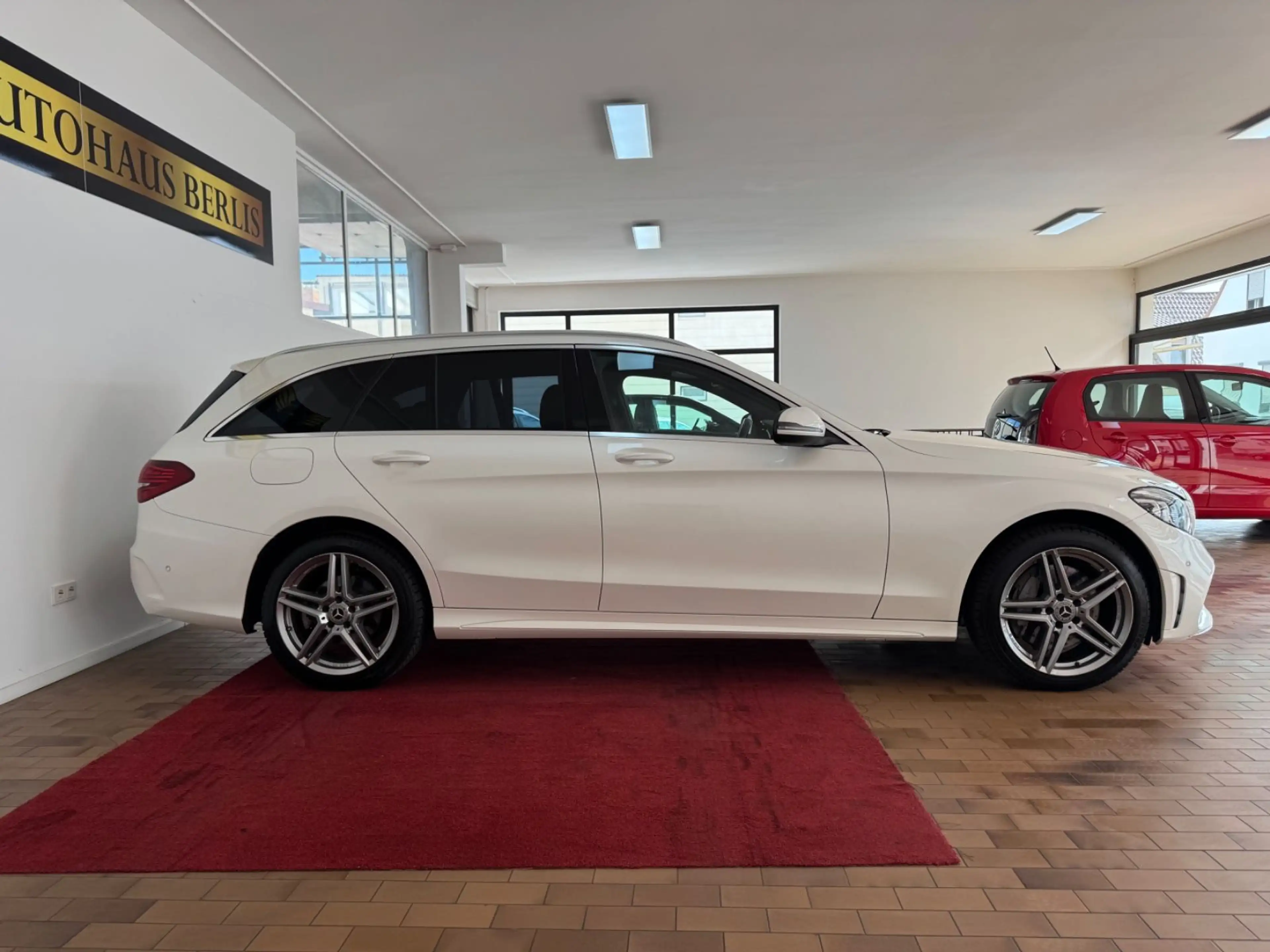 Mercedes-Benz C 400 T-Modell 4Matic AMG Line/SCKHFT/PANO/AHK — photo 13