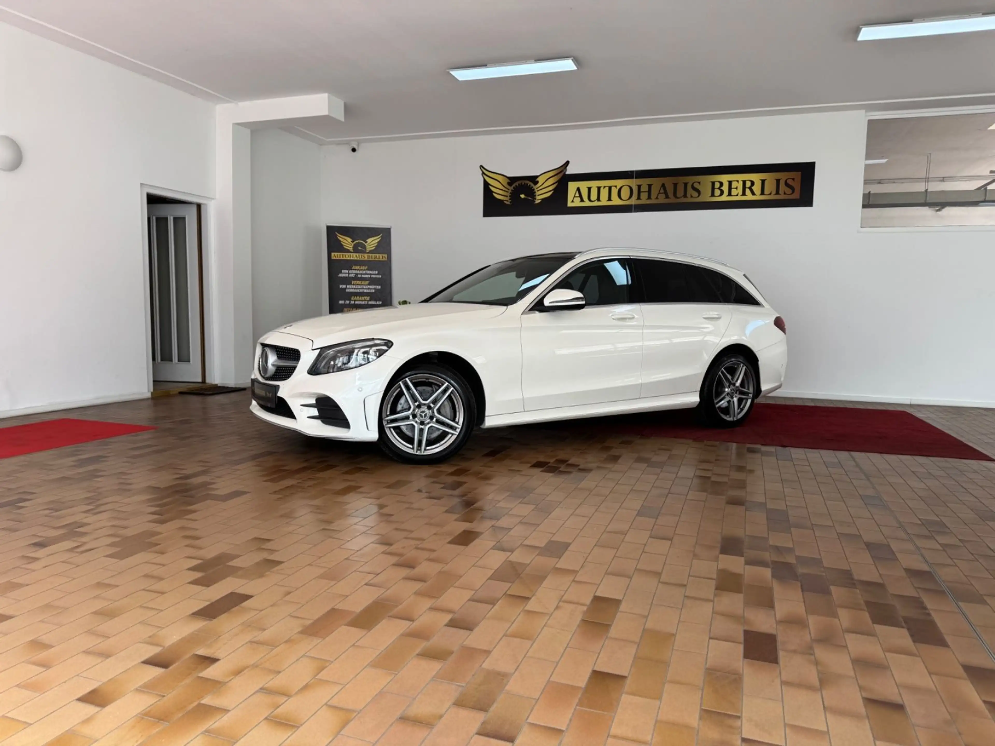 Mercedes-Benz C 400 T-Modell 4Matic AMG Line/SCKHFT/PANO/AHK — photo 3