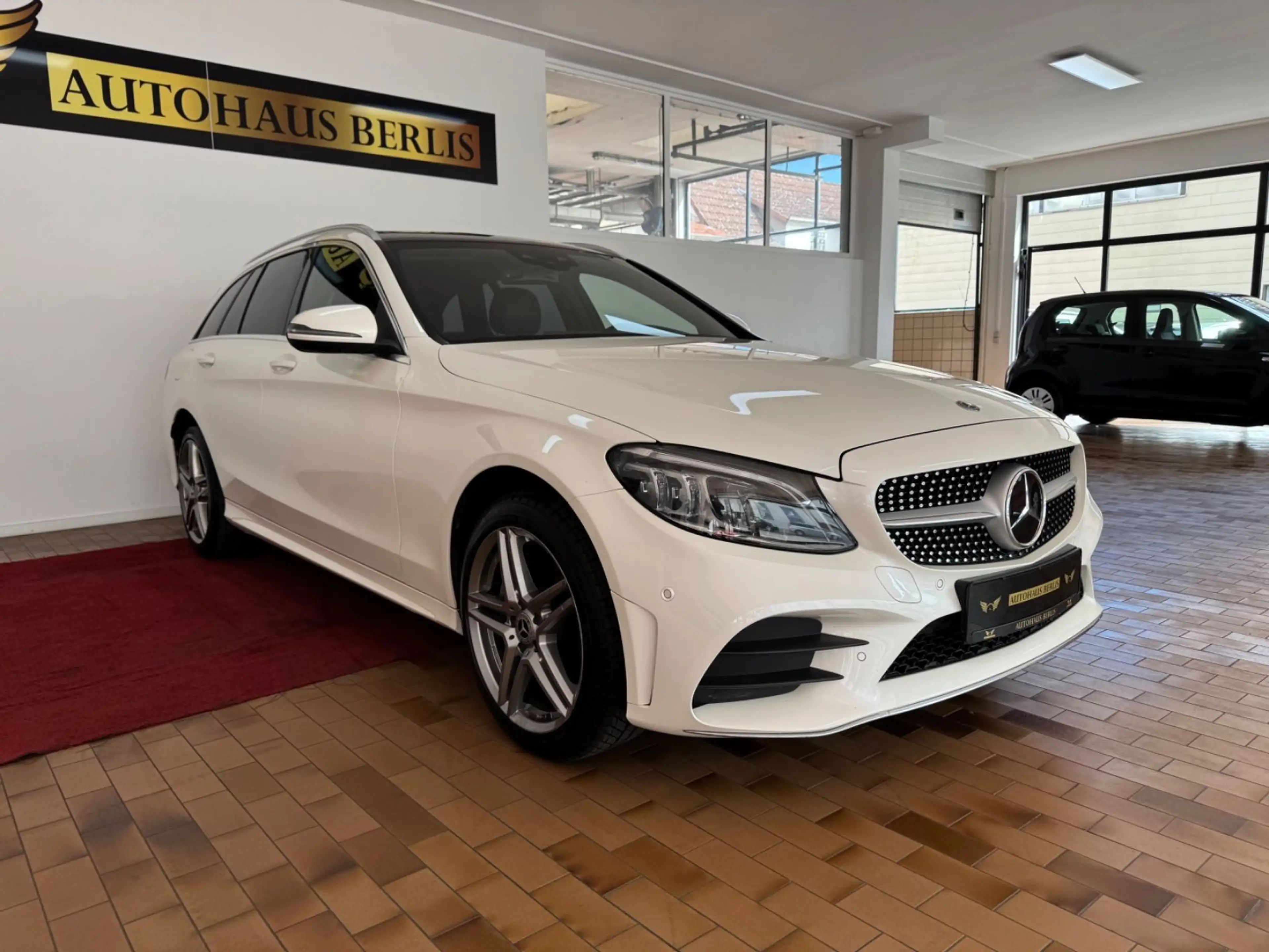 Mercedes-Benz C 400 T-Modell 4Matic AMG Line/SCKHFT/PANO/AHK — photo 14