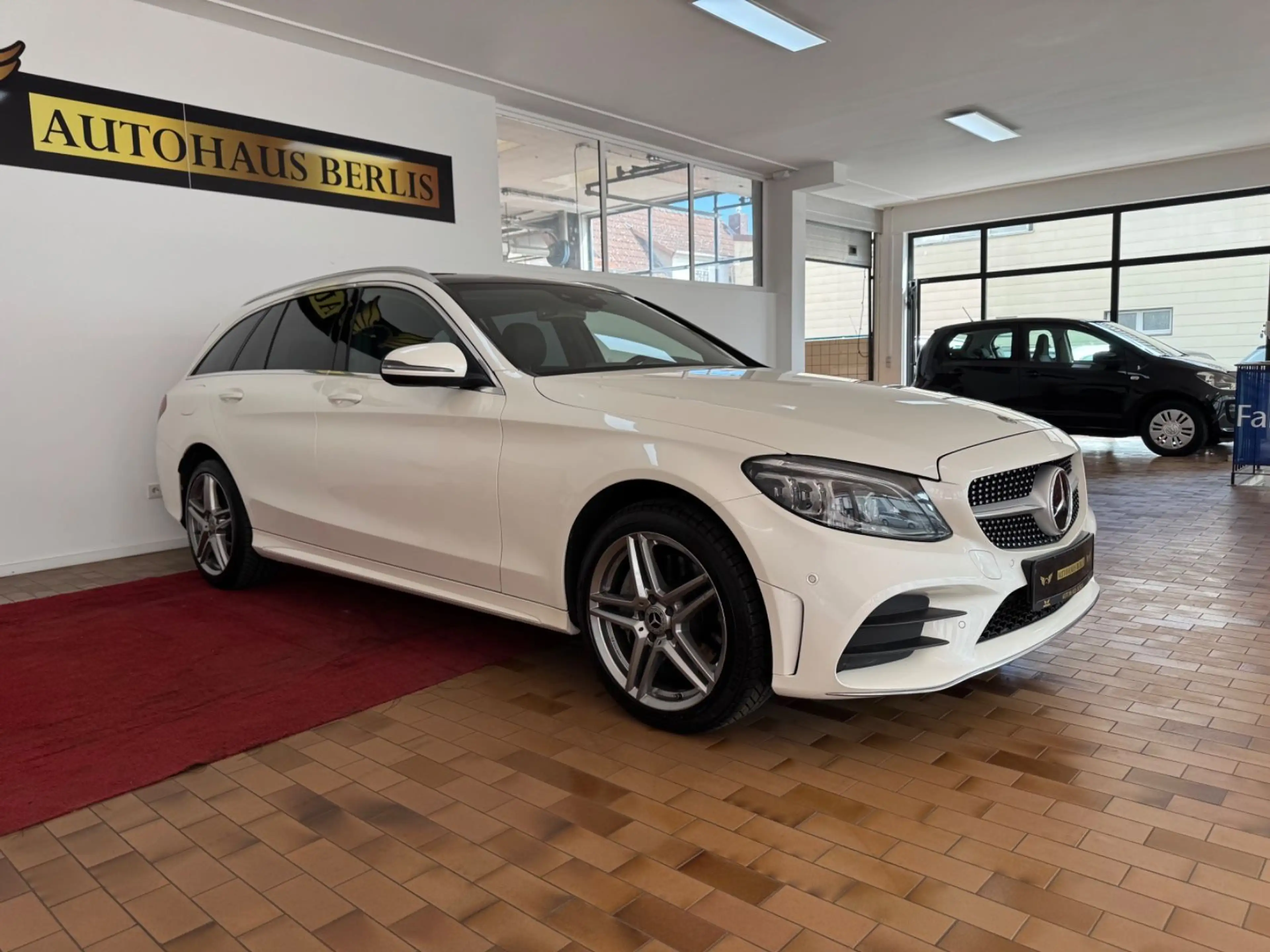 Mercedes-Benz C 400 T-Modell 4Matic AMG Line/SCKHFT/PANO/AHK — photo 15
