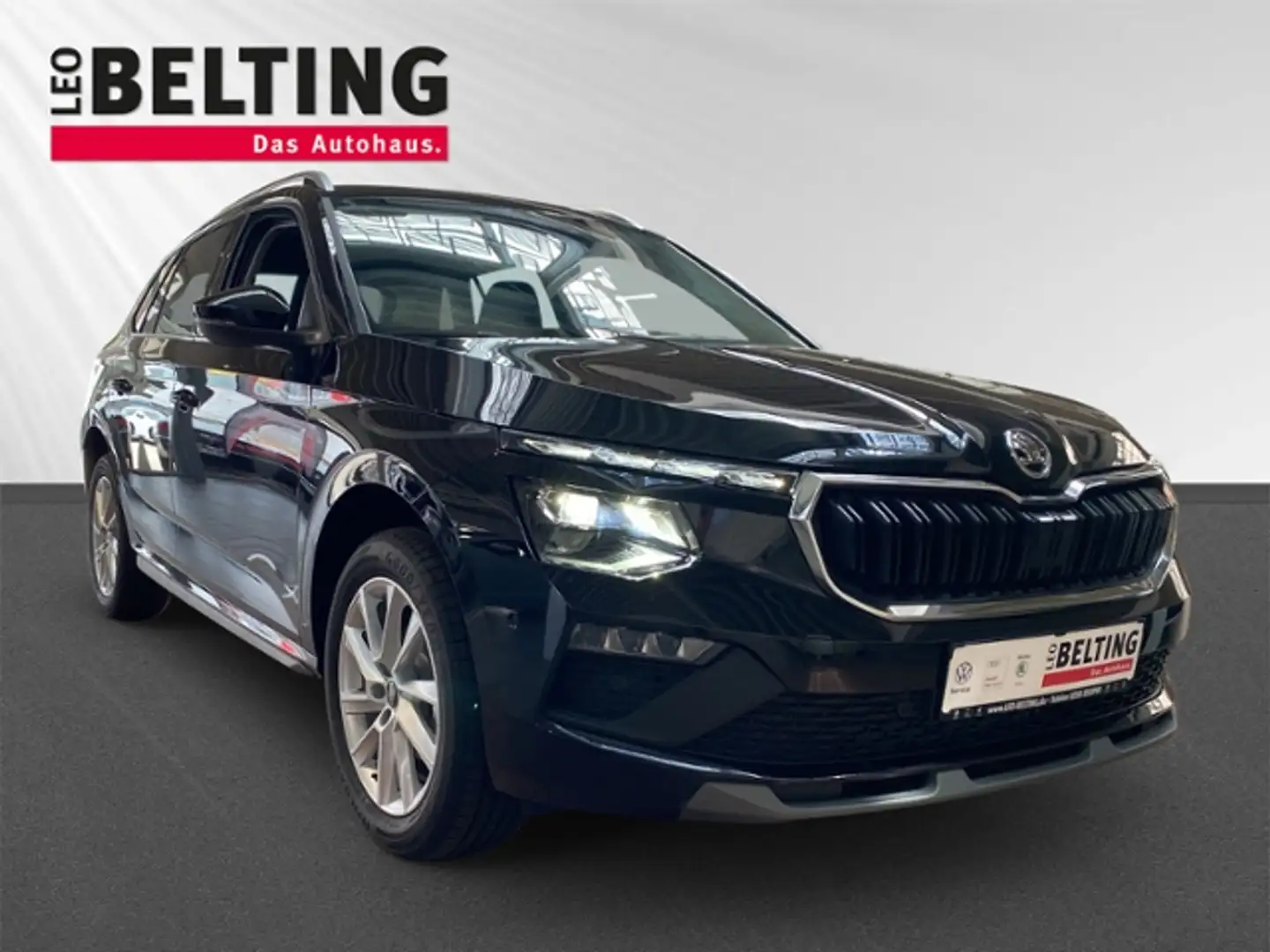 Skoda Kamiq Top Selection 1.0 TSI DSG Navi AHK Matrix Keyless Schwarz - 2