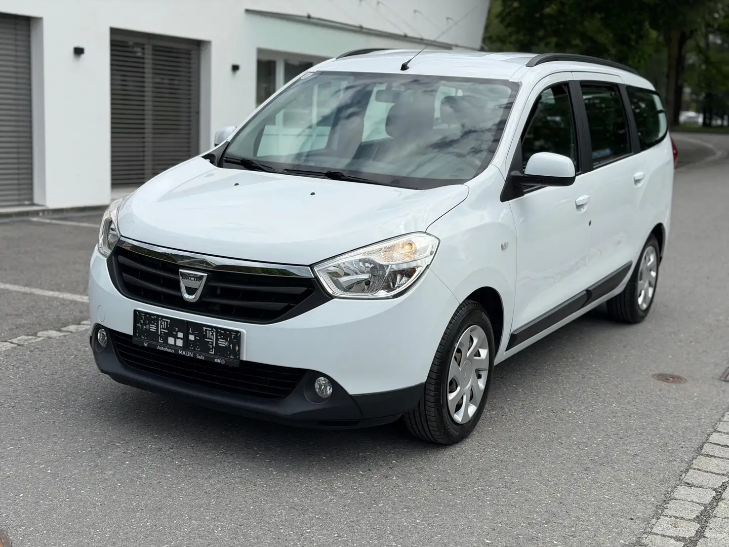 Dacia Lodgy Ambiance TCe 115 7 Sitzer  Tüv Bis 01.2027 - 2
