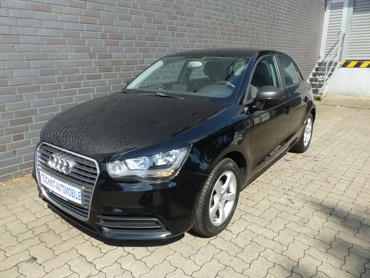 Audi A1 Sportback Navi/Klima/PDC/Sitzheiz/Bluetooth Zwart - 1