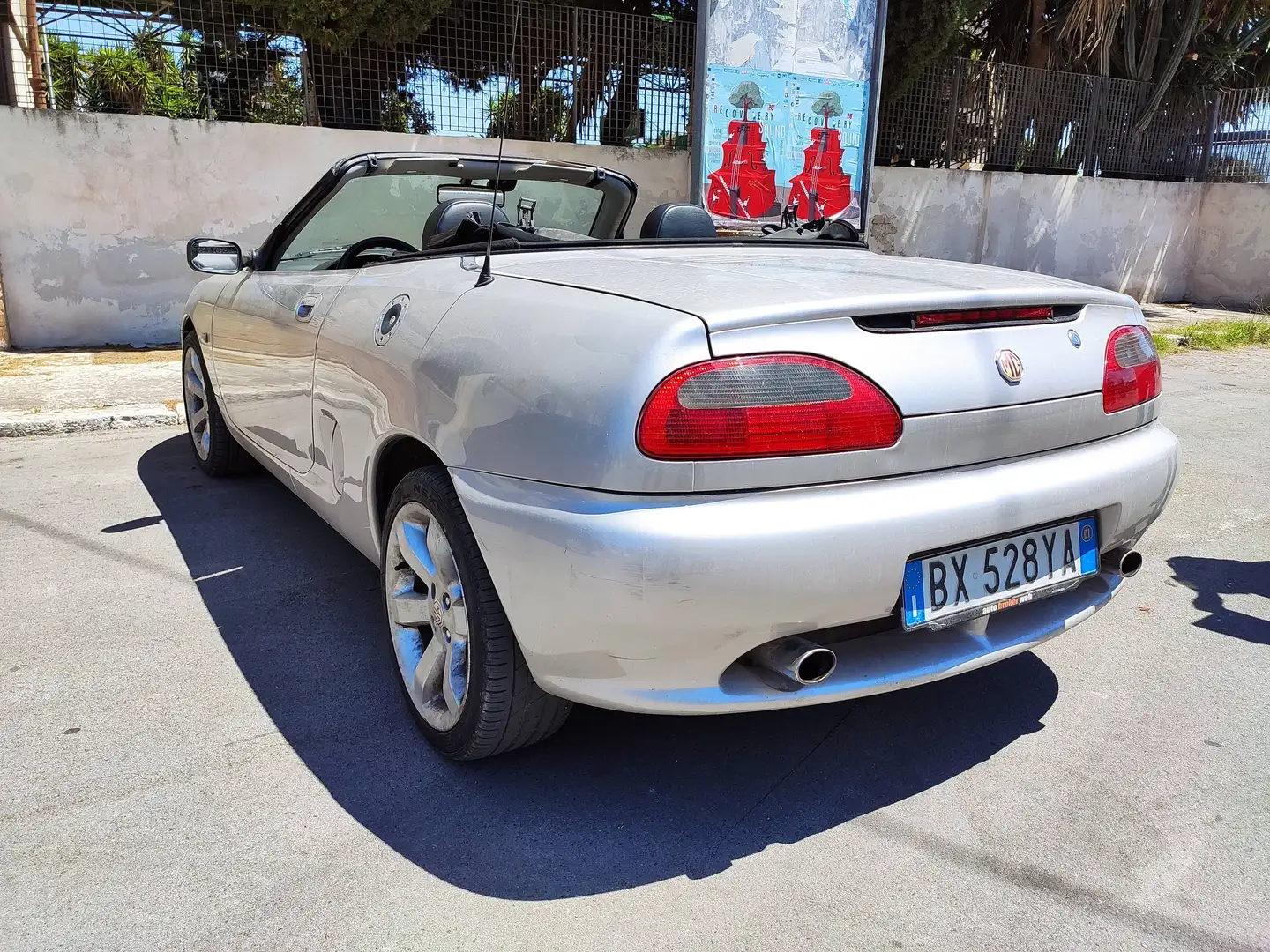 MG MGF MG F 1.8i Silber - 1