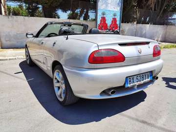 MG F 1.8i