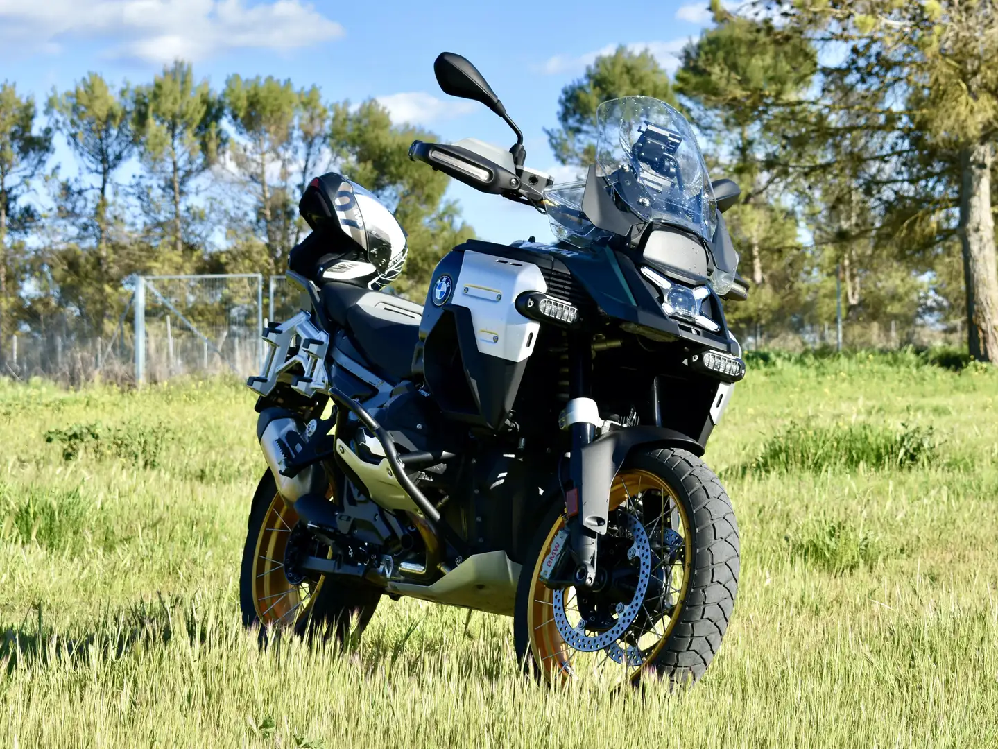 BMW R 1300 GS Adventure PAQUETE 719 Verde - 1