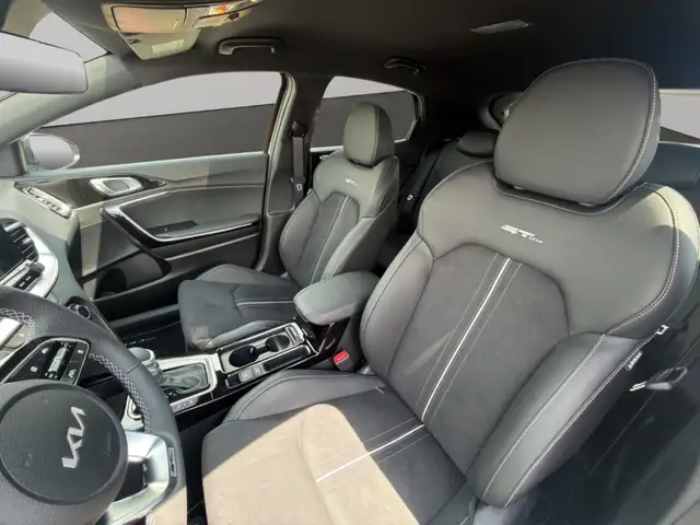 Kia Xceed view 10