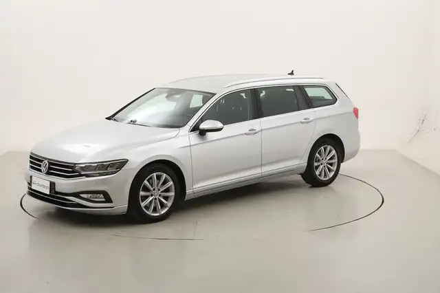 Volkswagen Passat Variant Business DSG 2.0 Diesel 150CV