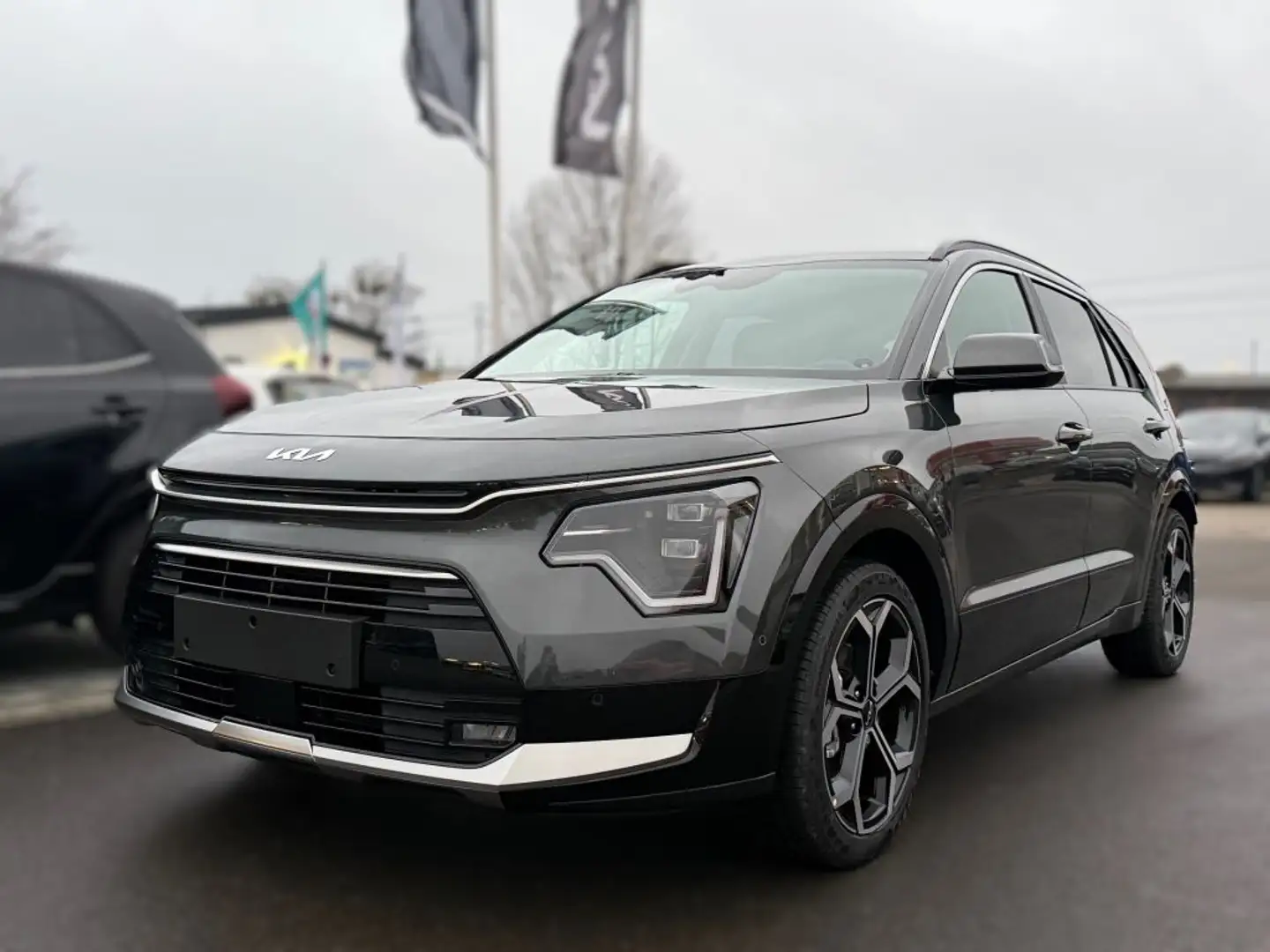 Kia Niro 1.6 GDI HEV Aut. Spirit UVP 42.809 EUR Grau - 1