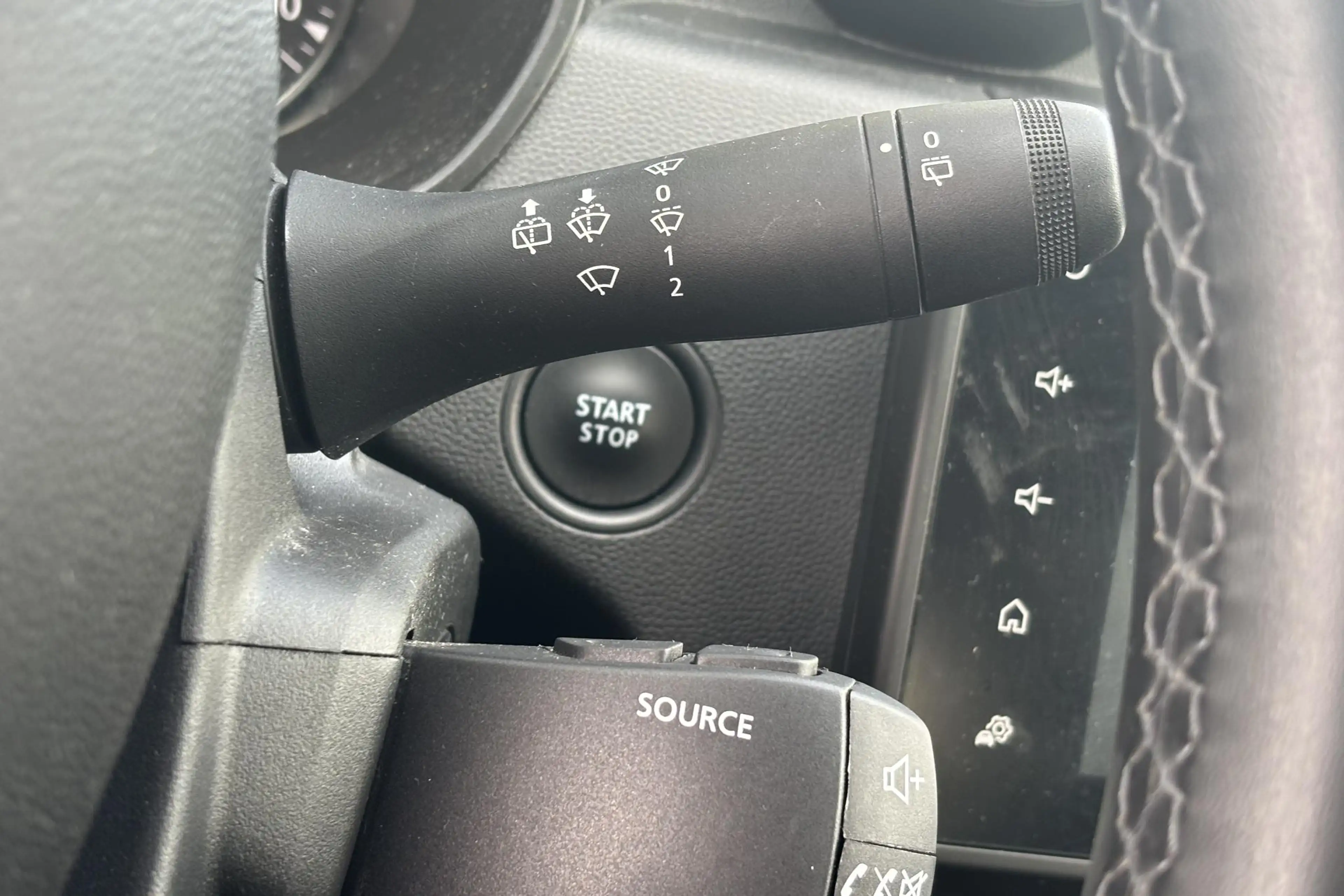 Dacia Duster 1.3 TCe Prestige | NL auto | 1e eigenaar | dealer — photo 8