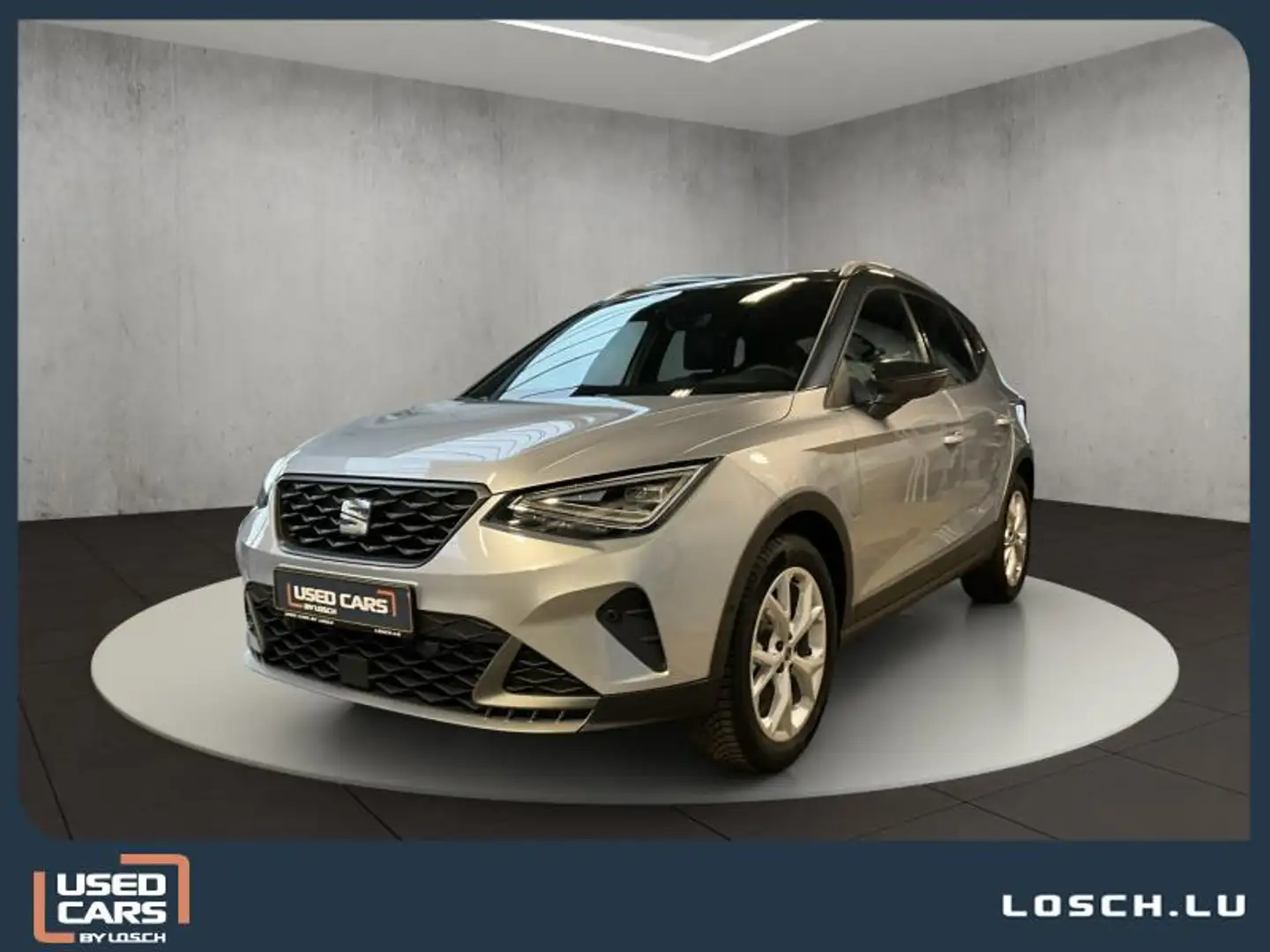 SEAT Arona FR+LED+Digital+NAVI Silber - 1
