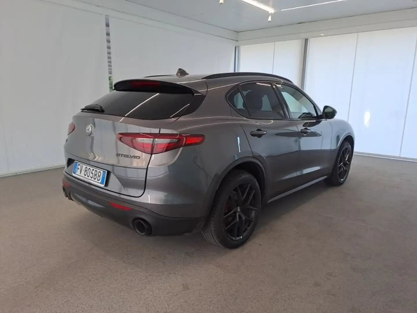 Alfa Romeo Stelvio 2.2 Turbo Diesel 210CV AT8 Q4 B-Tech Grigio - 2