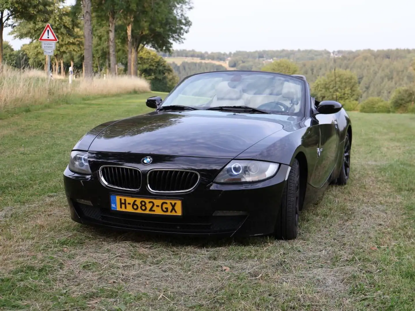 BMW Z4 Roadster 2.5i 6 cilinder AUT Zwart - 2