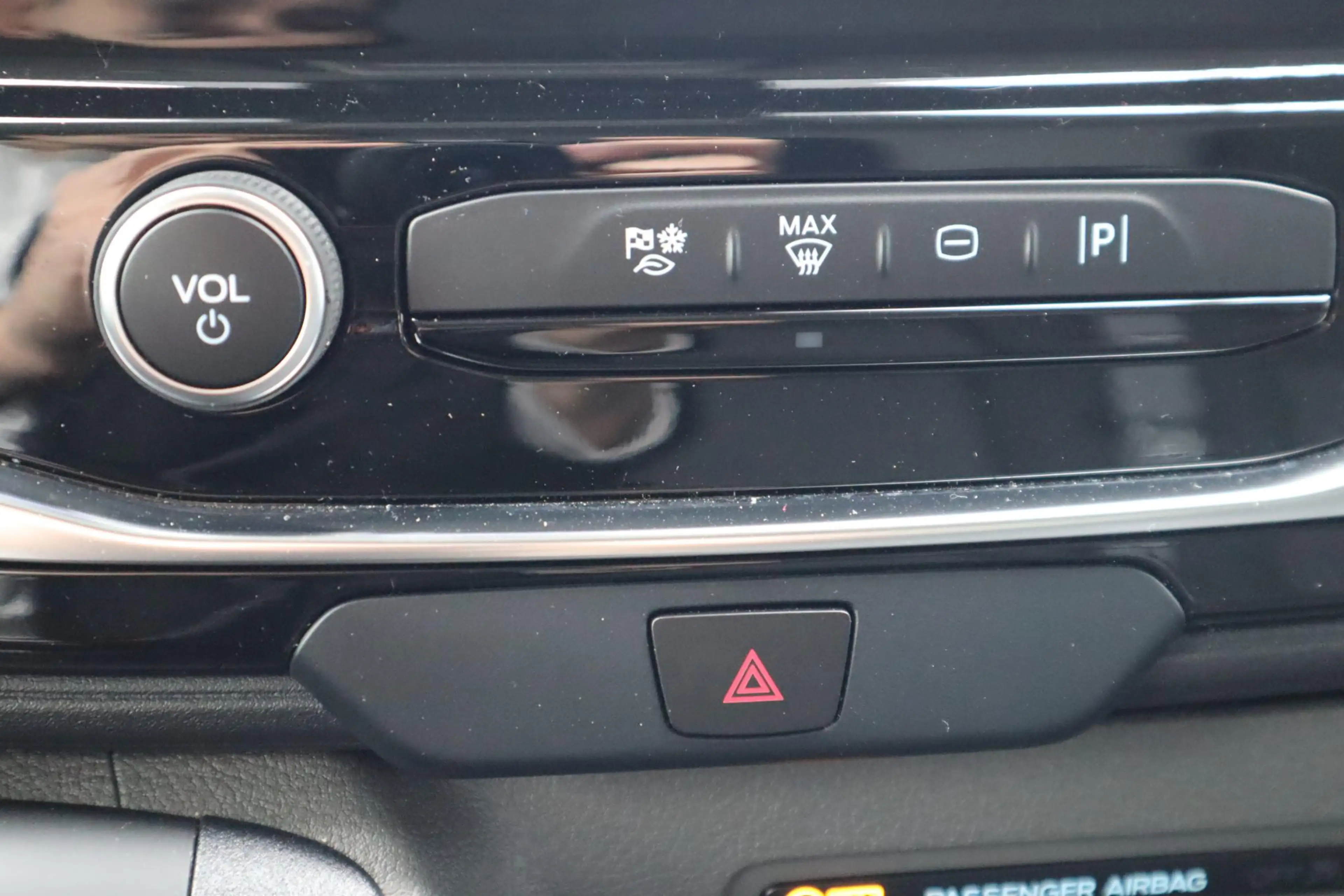 Ford E-Transit 350 L2H3 TREND 68KWH 3-PERS STOELVERW. P-SENSOREN — photo 26