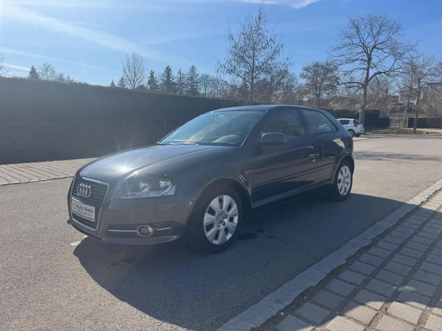 Audi A3 1.8 TFSI Attraction*Navi*Tempomat*Klimaa.*Top Gris - 1