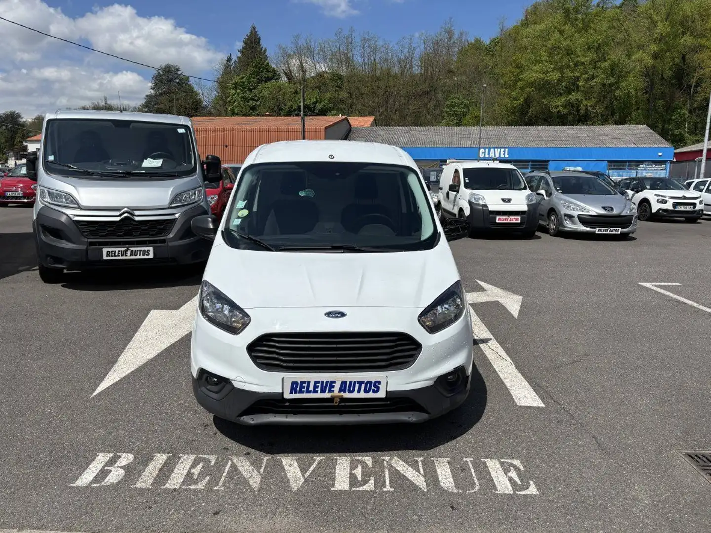 Ford Transit Courier 1.5 TD 75ch Ambiente Euro6 Weiß - 1