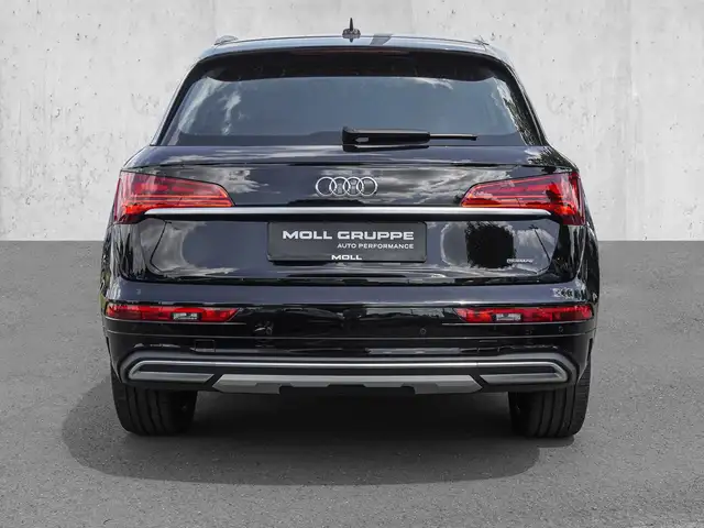 Audi Q5 view 6