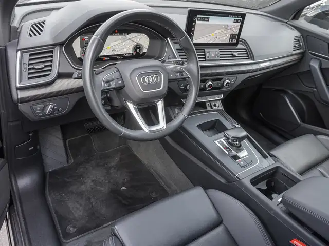 Audi Q5 view 9