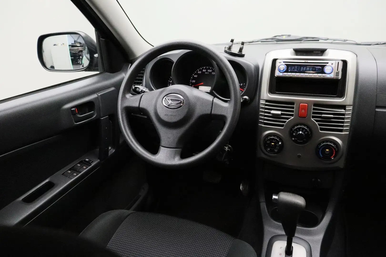 Daihatsu Terios 1.5-16v Explore 2WD 2008 Automaat | Airco | Trekha Schwarz - 2