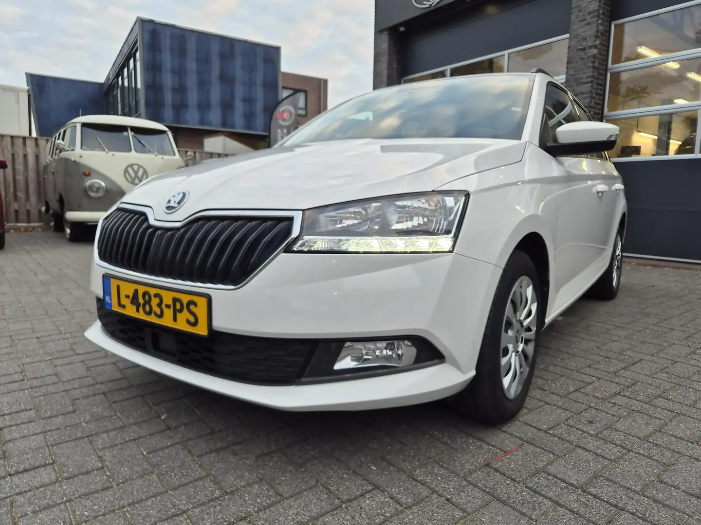 Skoda Fabia Combi 1.0 TSI Ambition navi Blanc - 1