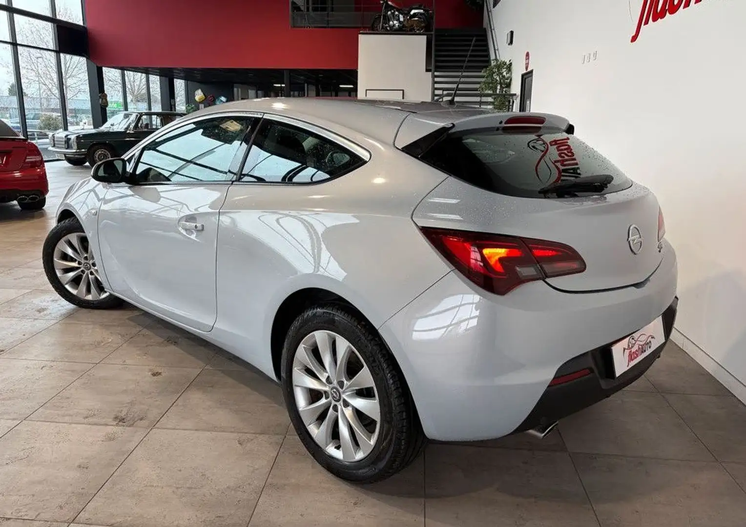 Opel Astra GTC 2.0 CDTi S&S 165cv-2012 Gris - 2