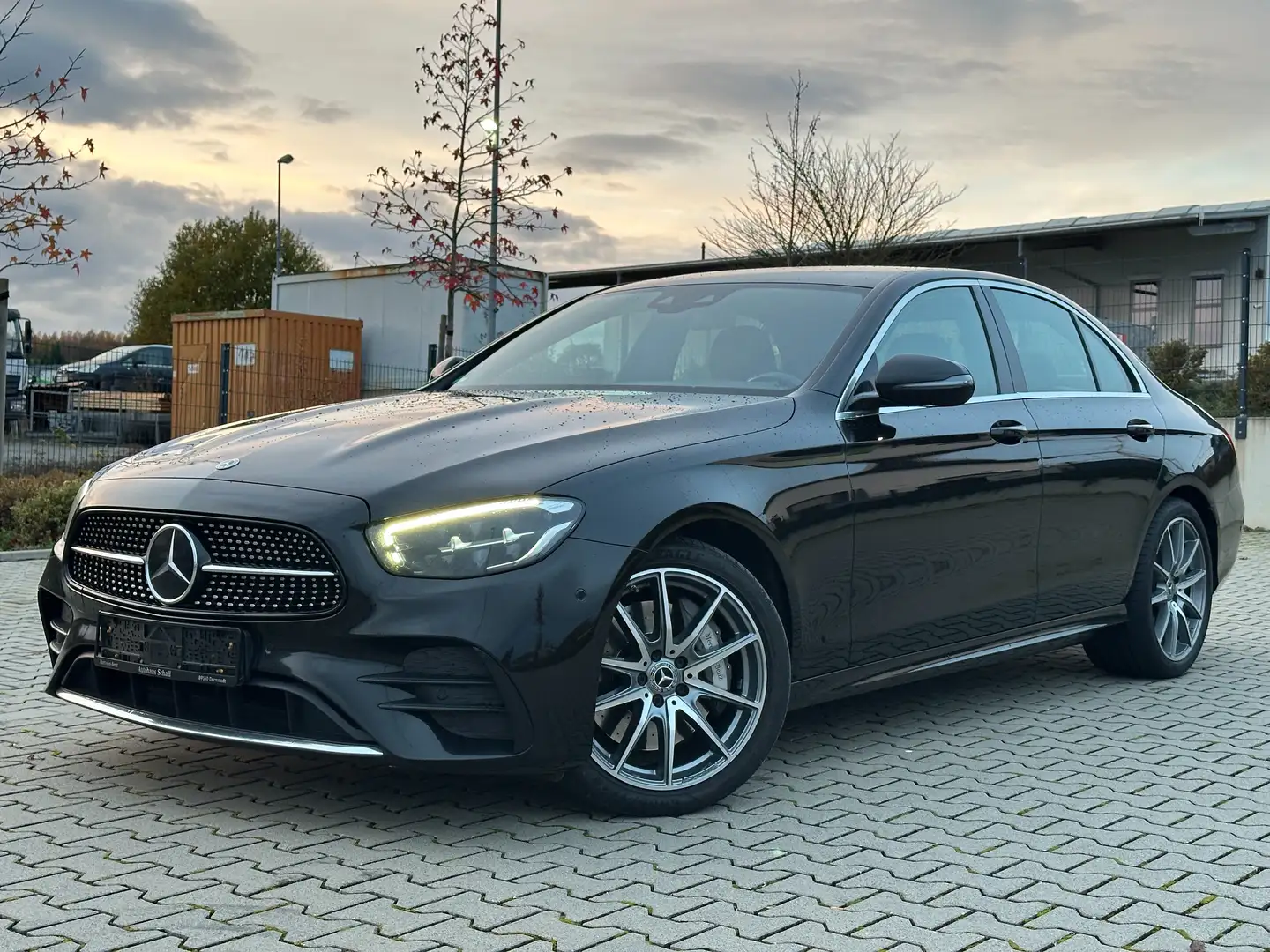 Mercedes-Benz E 400 d 4Matic AMG-Line Airmatic Burmester Schwarz - 1