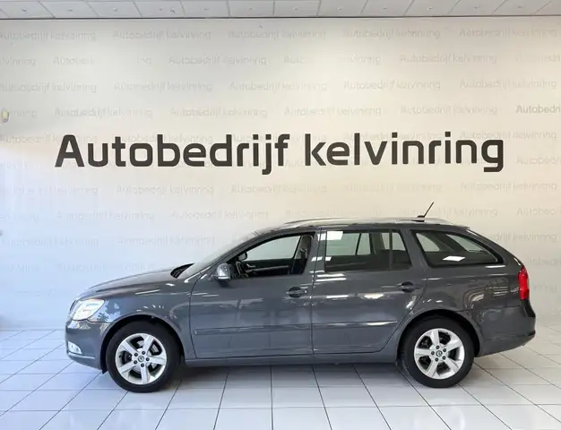 Skoda Octavia view 5