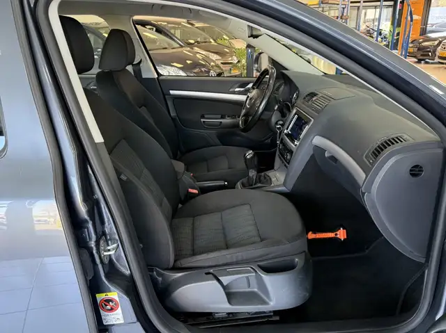 Skoda Octavia view 17