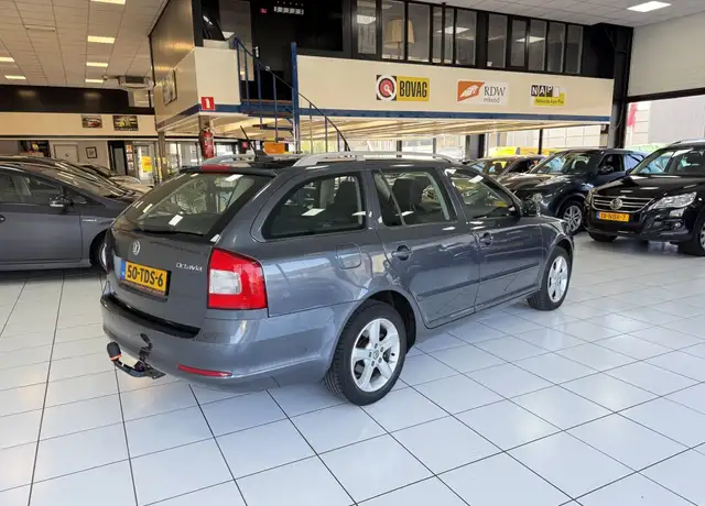 Skoda Octavia view 12