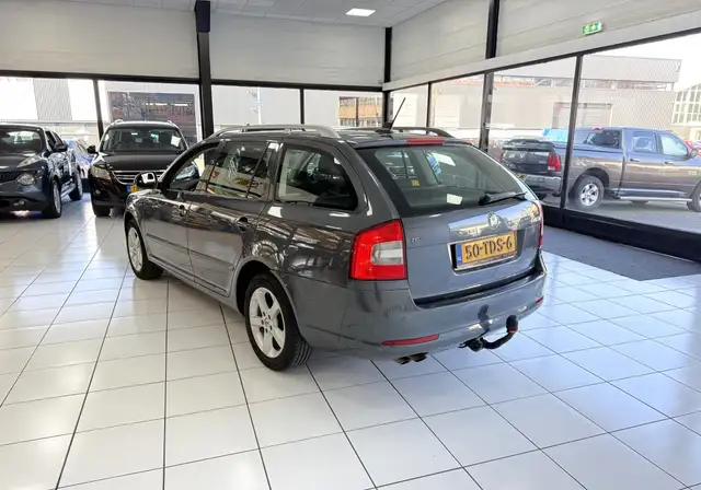 Skoda Octavia view 9