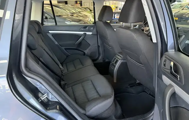 Skoda Octavia view 19