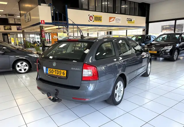 Skoda Octavia view 11