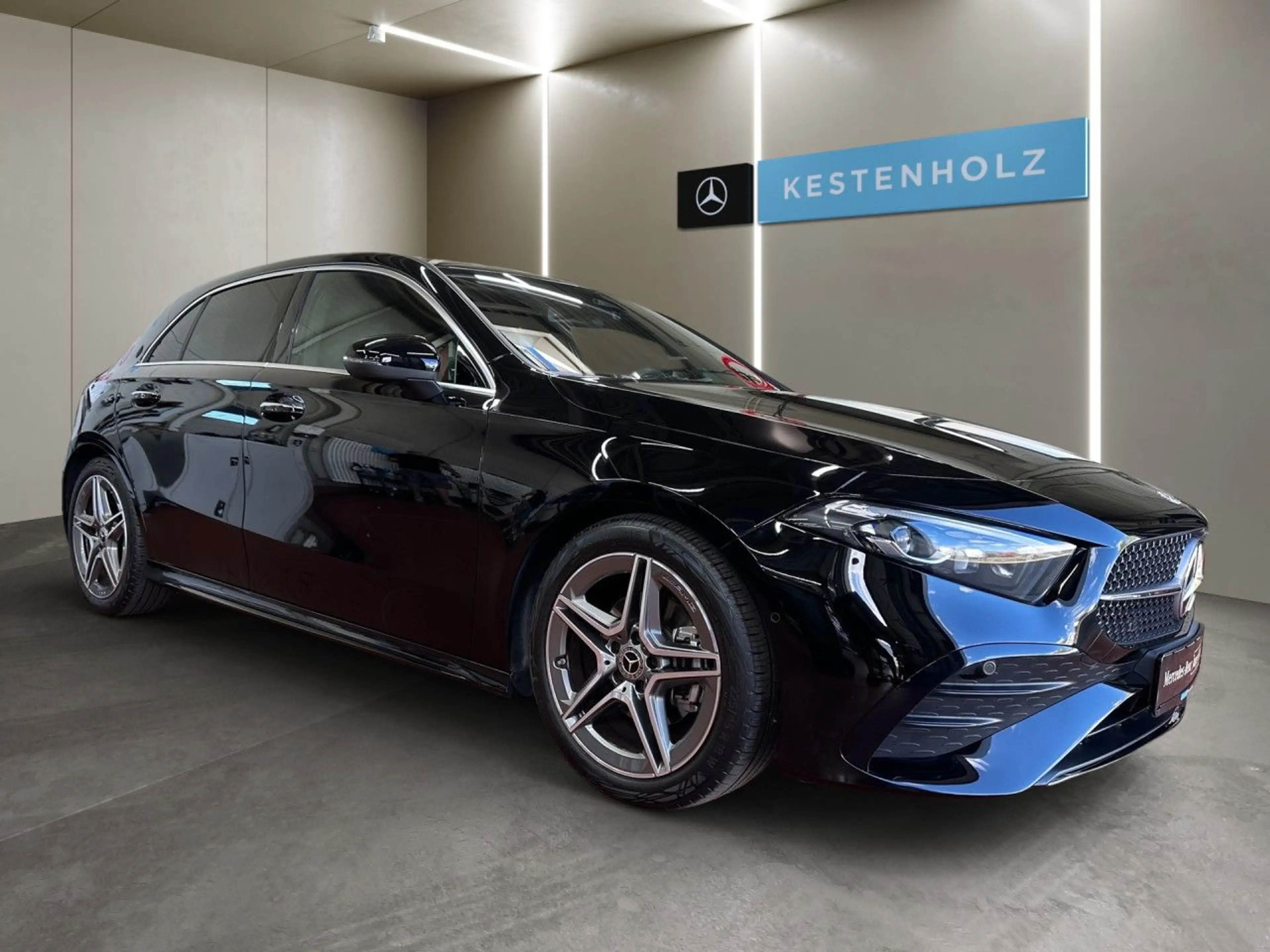 Mercedes-Benz A 200 AMG Multibeam Keyl-GO Kamera Spurhalt-Ass — photo 3