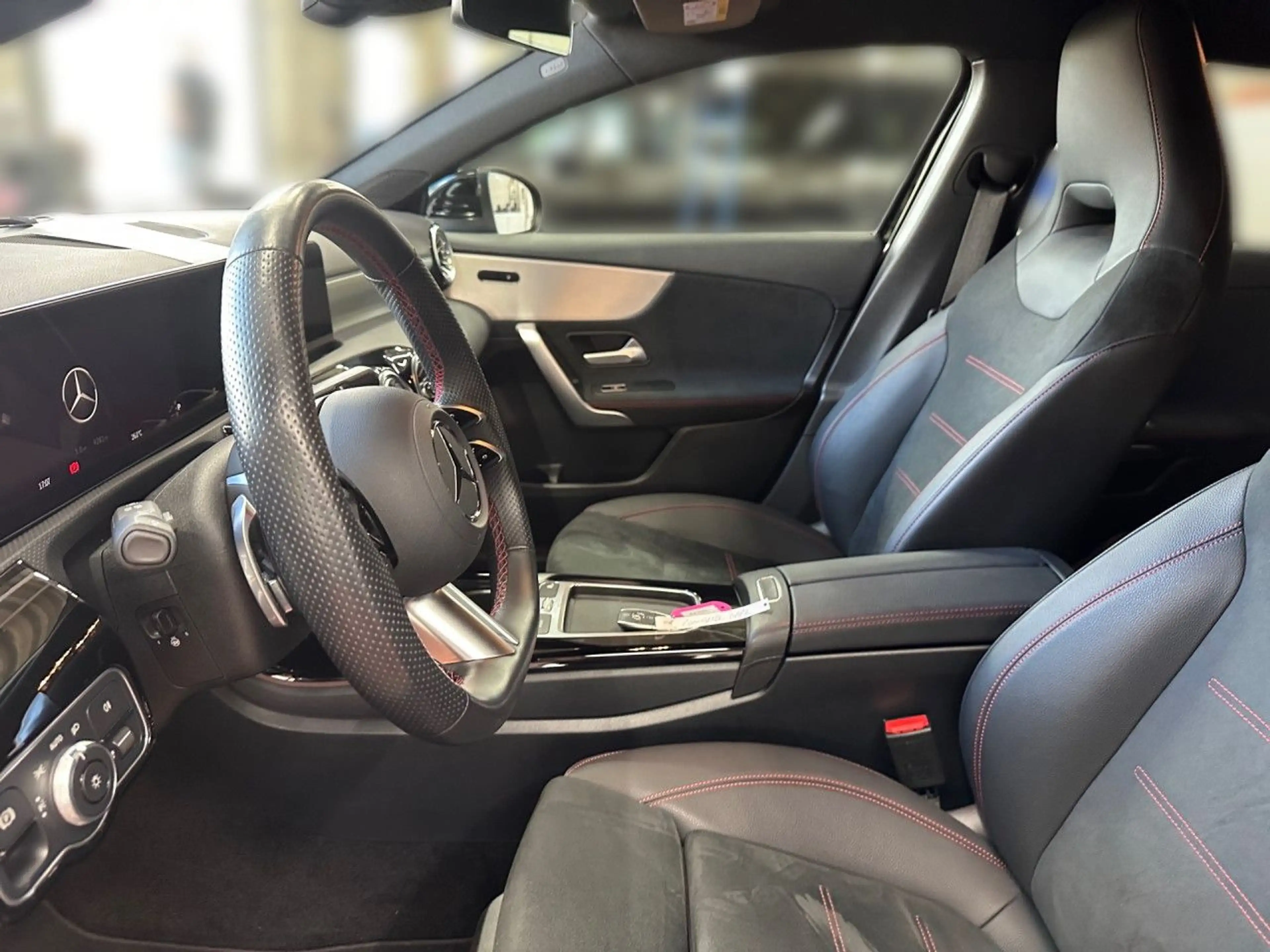 Mercedes-Benz A 200 AMG Multibeam Keyl-GO Kamera Spurhalt-Ass — photo 8