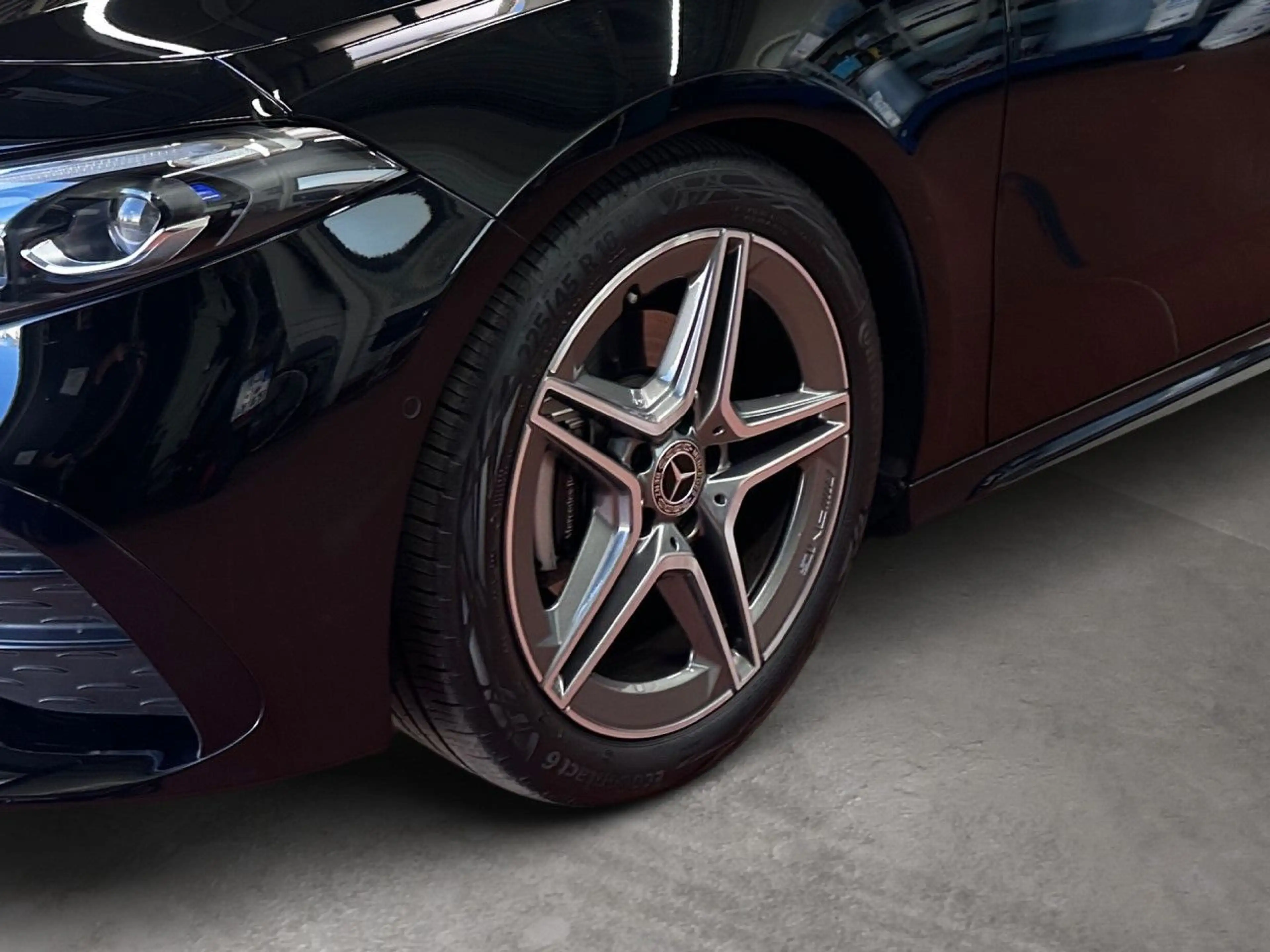 Mercedes-Benz A 200 AMG Multibeam Keyl-GO Kamera Spurhalt-Ass — photo 7