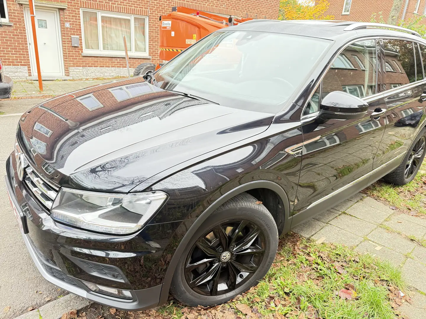 Volkswagen Tiguan Allspace 7 places Noir - 1
