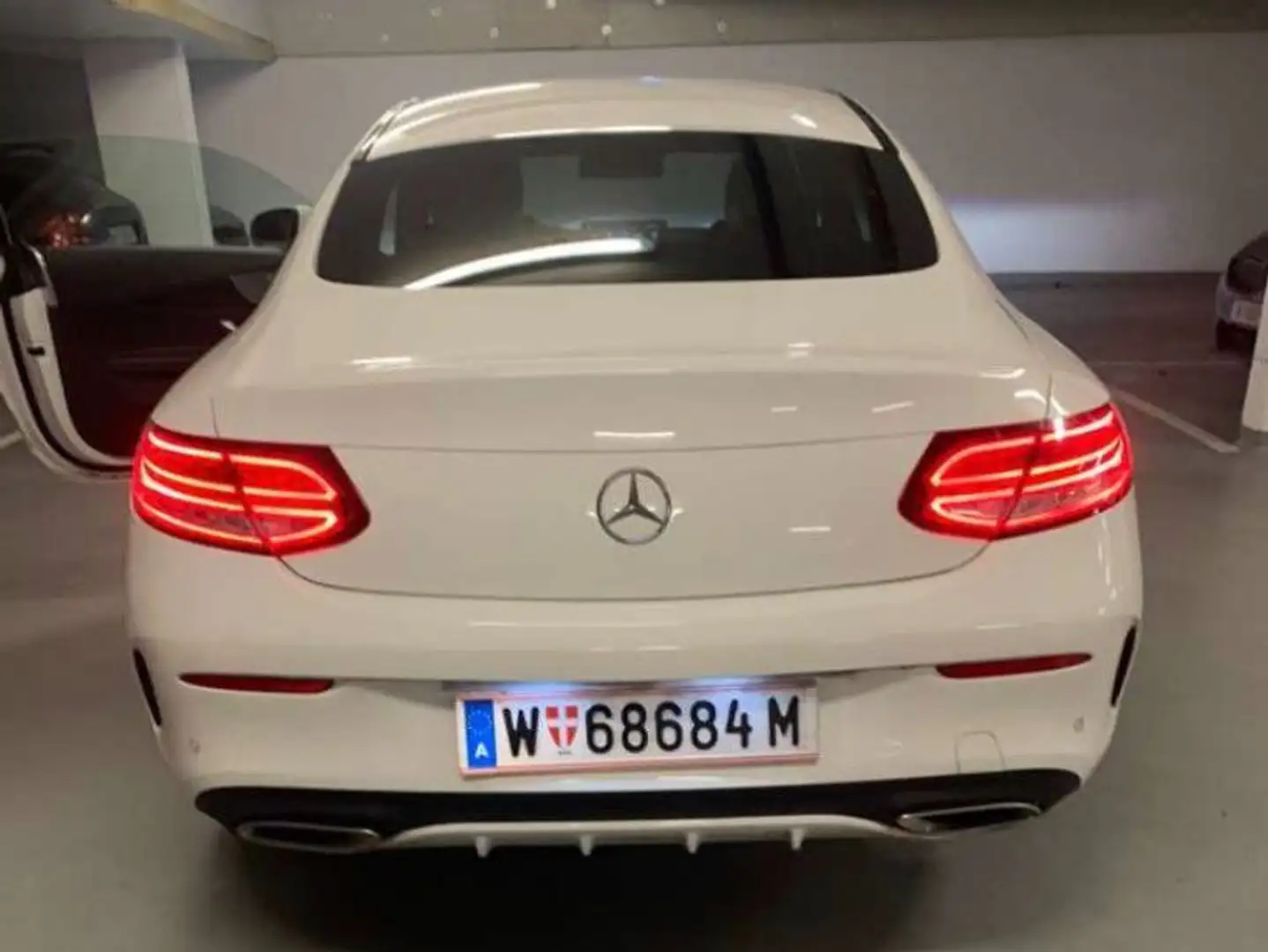 Mercedes-Benz 200 Amg Line Blanc - 1