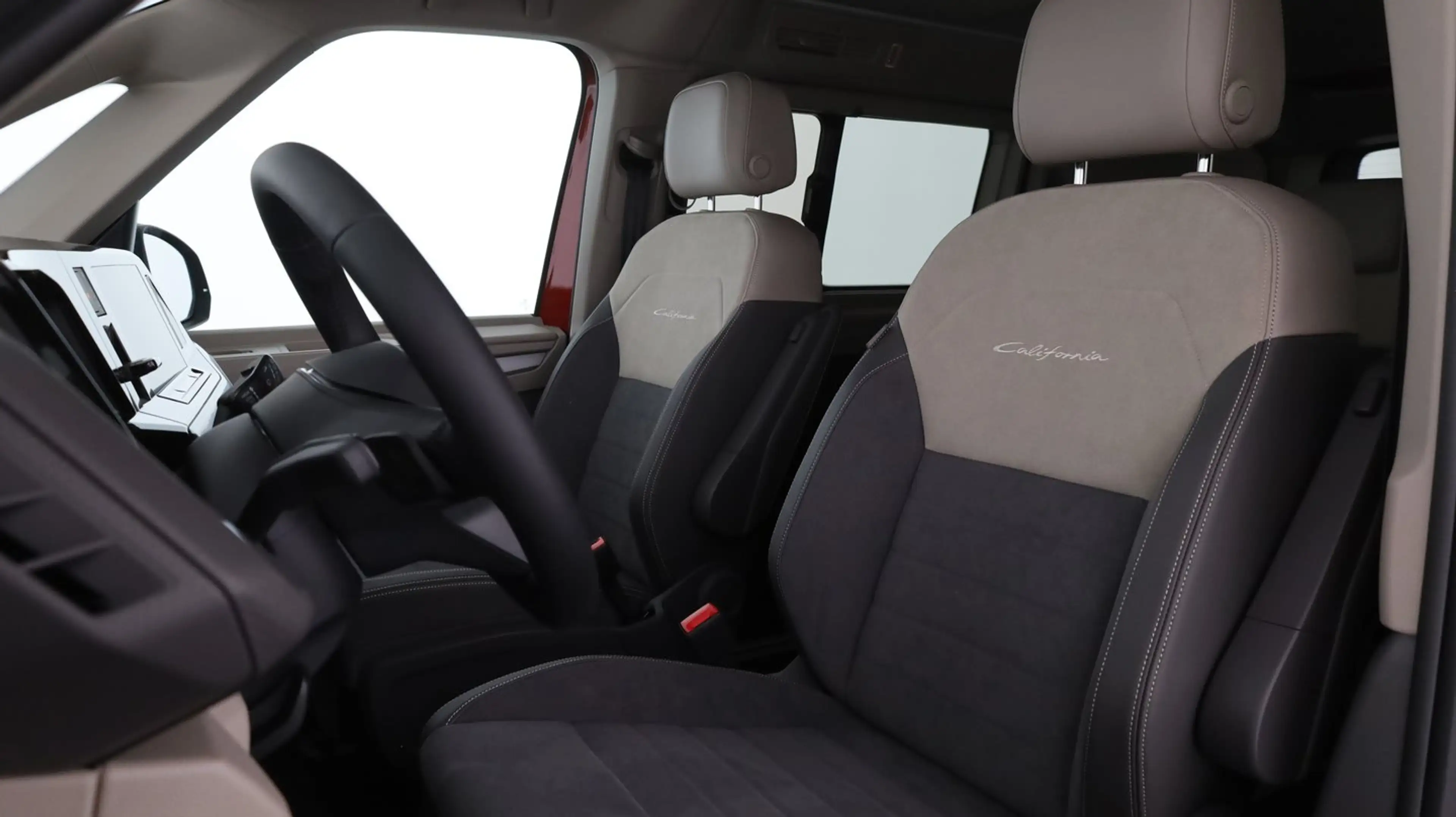 Volkswagen T7 California VW T7 California Beach TDI — photo 9
